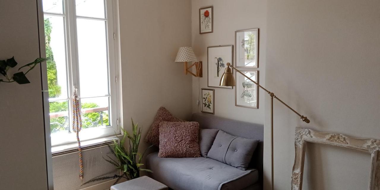 Paris Authentic House Small, Bright And Calm Studio Exterior photo
