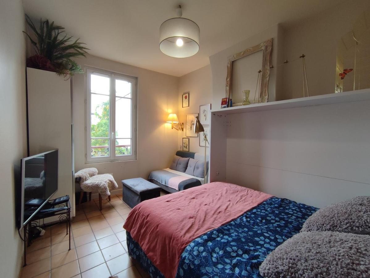 Paris Authentic House Small, Bright And Calm Studio Exterior photo