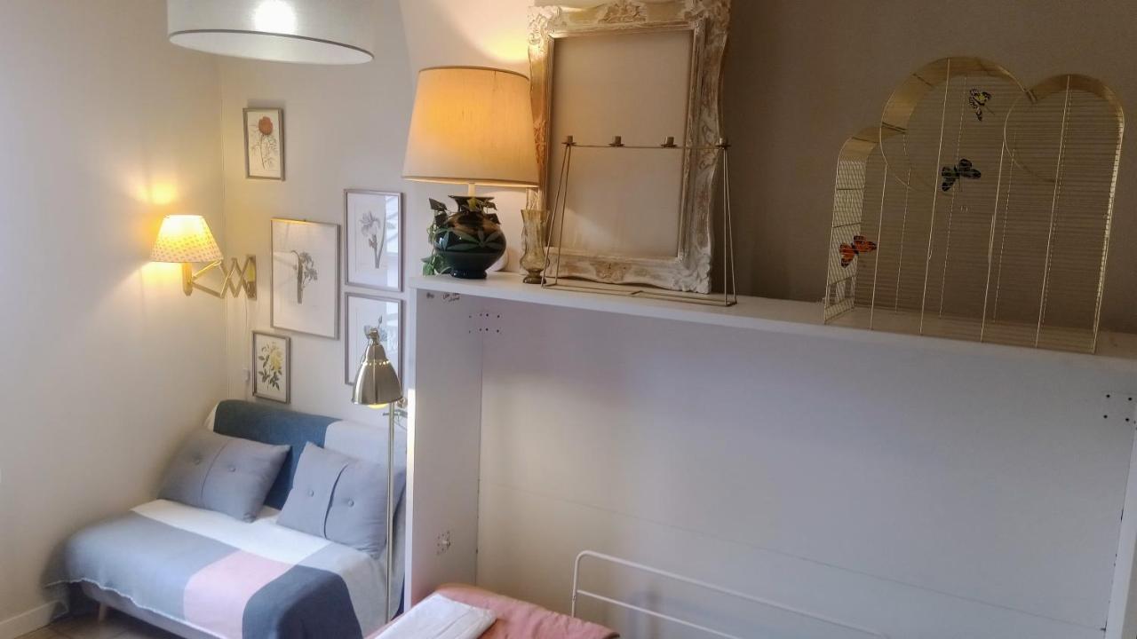 Paris Authentic House Small, Bright And Calm Studio Exterior photo